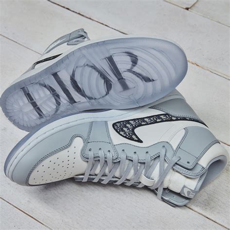 Here’s How to Buy the Dior x Nike Jordan 1 OG High & Low: New 